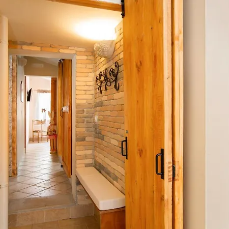 Casa vacanze Tra Mari E Monti