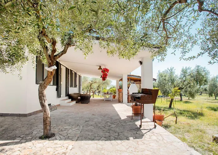 Tra Mari E Monti Hébergement de vacances *